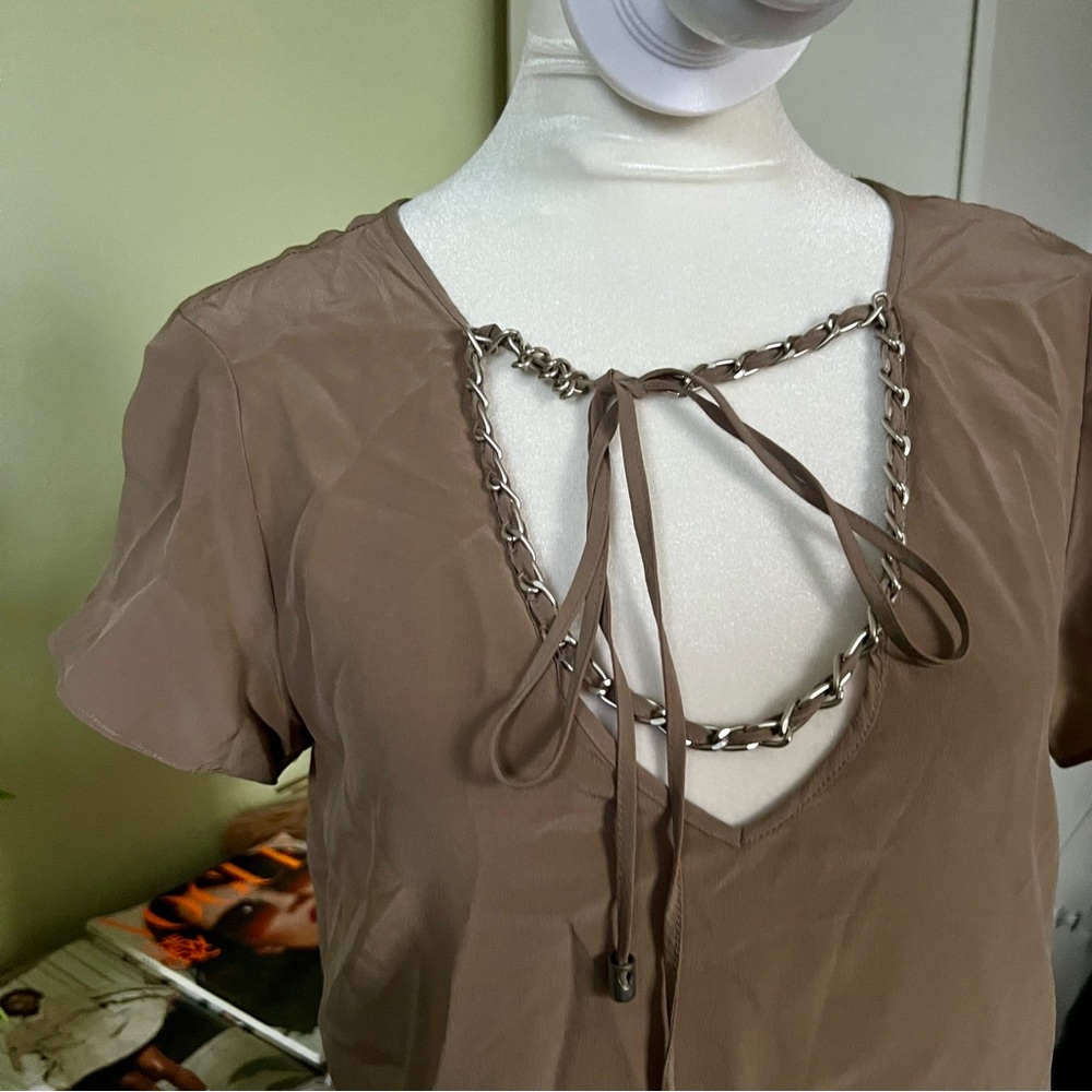 Vintage 100% Silk Y2K Taupe Lace Chain Tie-Up Peep Hole Silk Short Sleeve Blouse